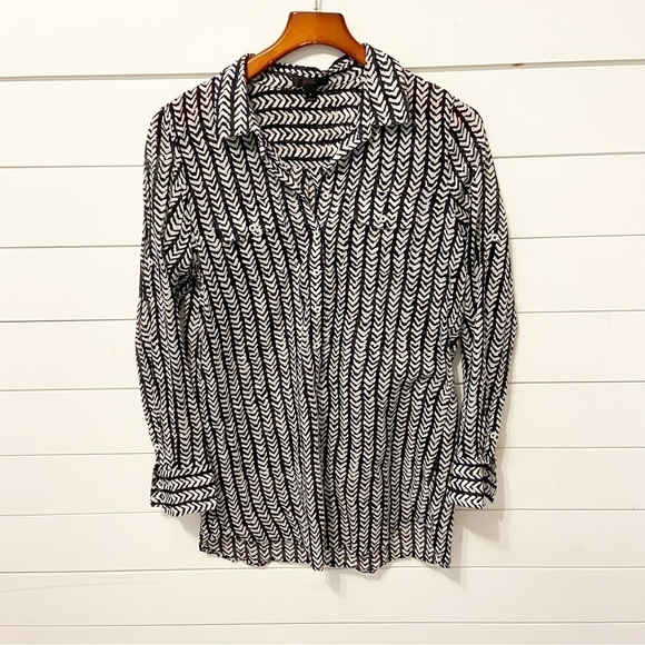 J.Crew | Herringbone Half Button Down Tunic Top Size Small - Picture 2 of 10